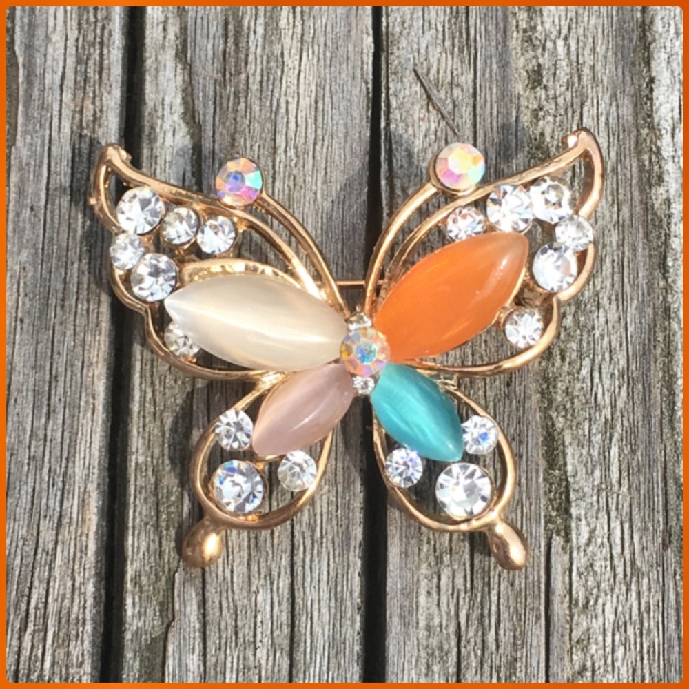 - Butterfly Gemstone Gold Brooch! NEW!